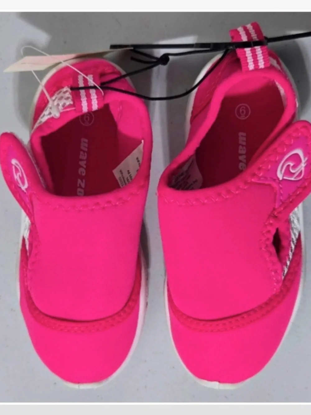 New Wave Zone Water Shoes Girls Size 6 Toddlers Pink White Mesh Kids NWT